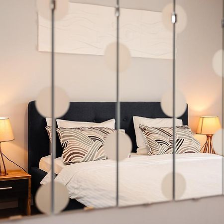 City Apartment Dorobantilor คลูจ-นาโปกา ภายนอก รูปภาพ