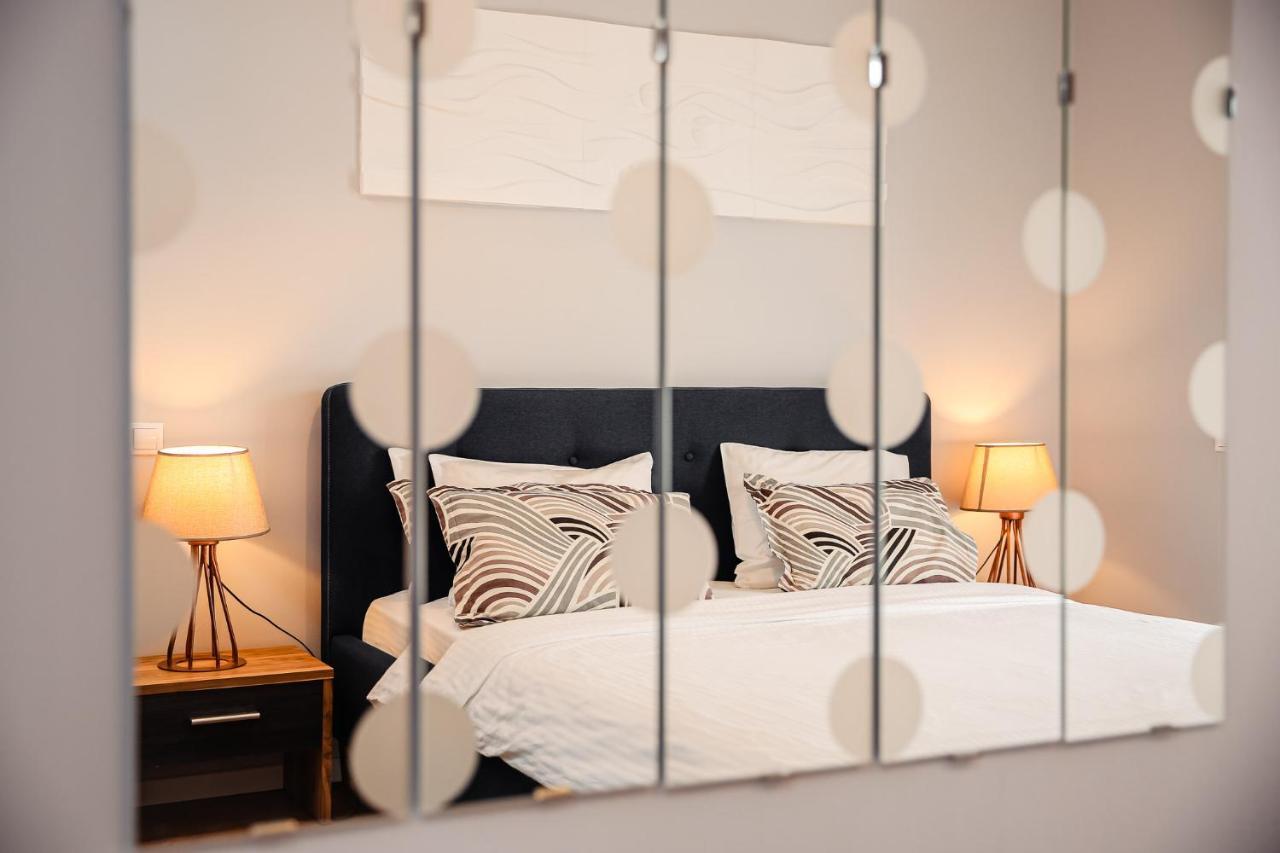 City Apartment Dorobantilor คลูจ-นาโปกา ภายนอก รูปภาพ