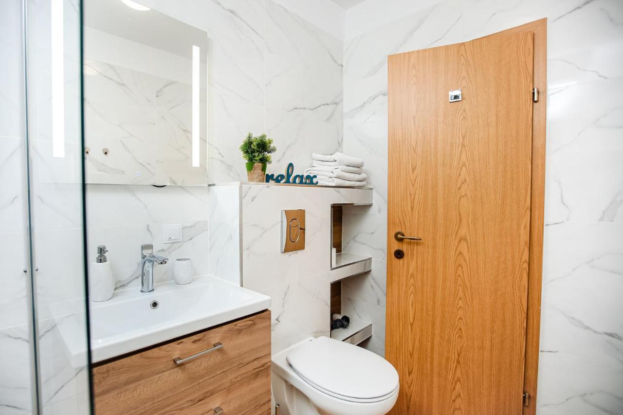 City Apartment Dorobantilor คลูจ-นาโปกา ภายนอก รูปภาพ